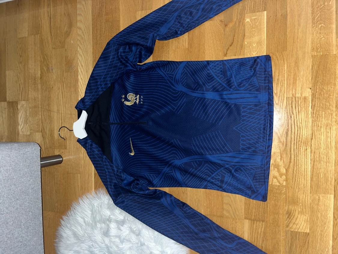 Frankrike Dress - 90