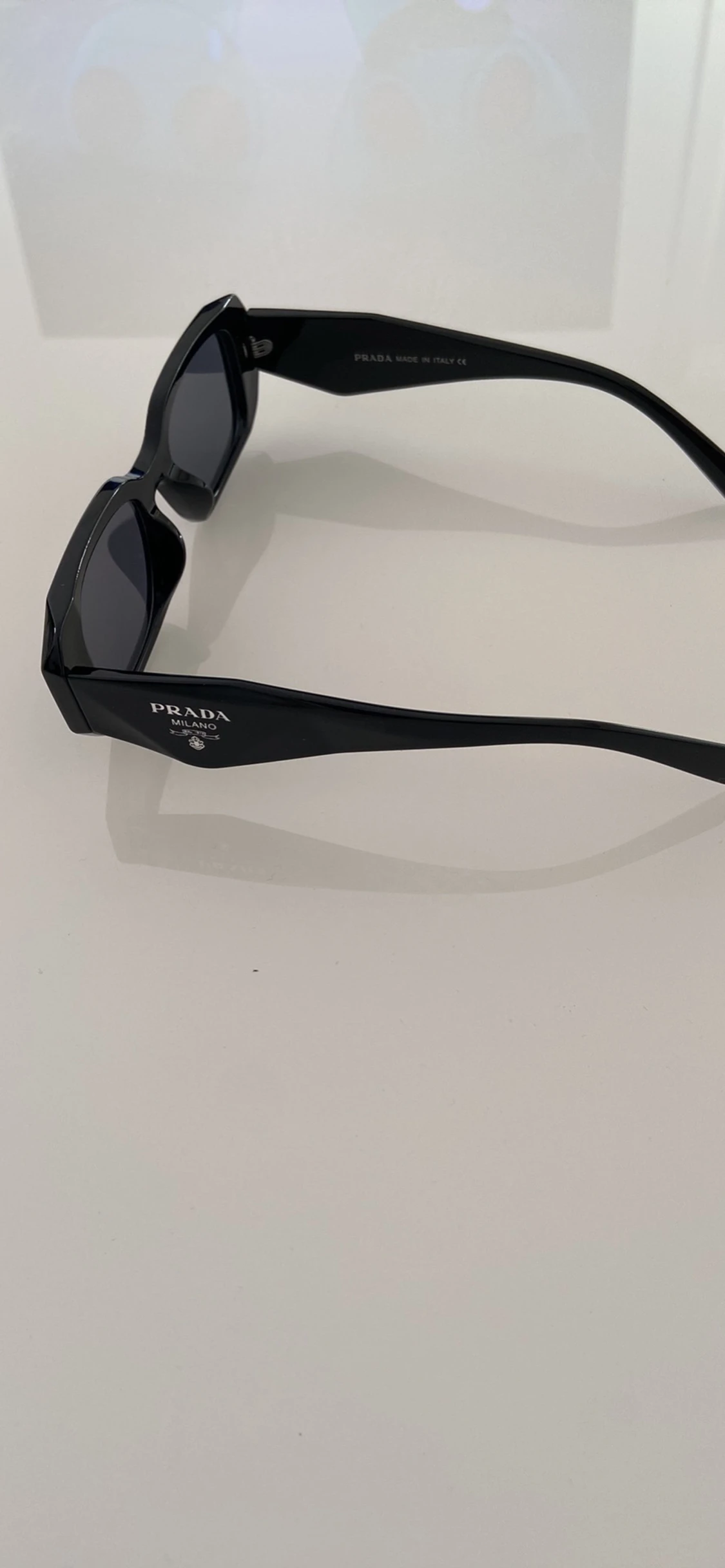Prada solglasögon 