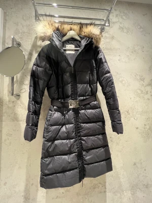 Moncler parka - Moncler med päls luva, parka, S/M grå/svart 