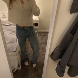 Raka jeans  - Superfina men passar ej mig 🩷 använd gärna köp nu!