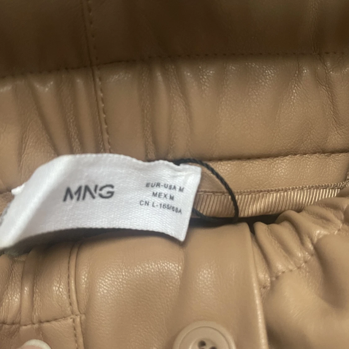 Beiga byxor från mango  - 91