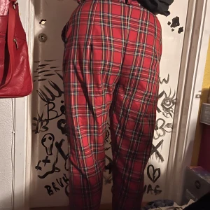 Punk byxor - 🖤❤️