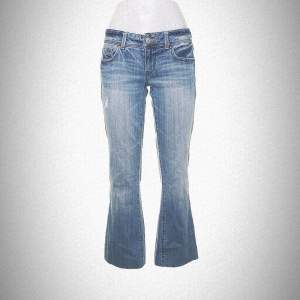Skitsnygga American eagle bootcut jeans som tyvärr inte kommer till användning, hör av er vid frågor!🩷