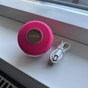 Foreo mini ufo  - Säljer min Foreo som är endast testad då den inte var något för mig 