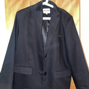 Blazer - Svart blazer. Använd fåtal gånger