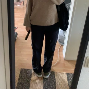 Kostymbyxor  - Super snygga kostymbyxor från Gina Tricot näst intill oanvända 