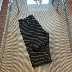 Les Deux slim-fit suit pants - Fint tillstånd Storlek 29 