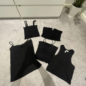 Toppar - Alla toppar 30kr st, skriv för fler bilder för specifik topp , alla toppar är i S/36 