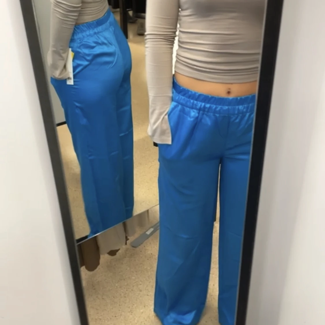 Blåa silkes byxor - 90