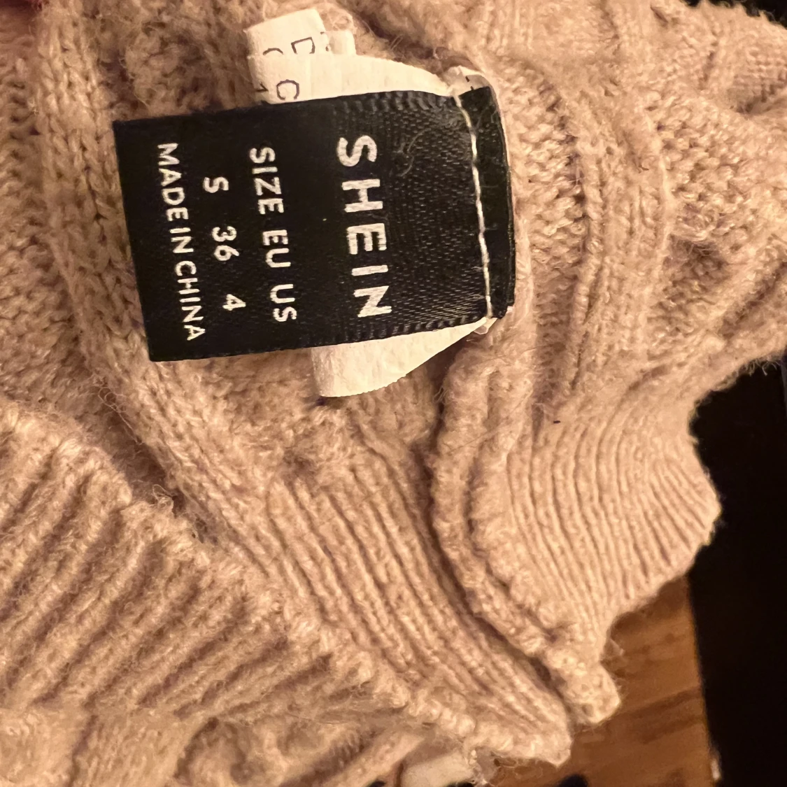 Stickad Croppad långärmad - 90