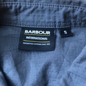 Barbour  - ÄKTA- Barbour Skjorta  Storlek S 