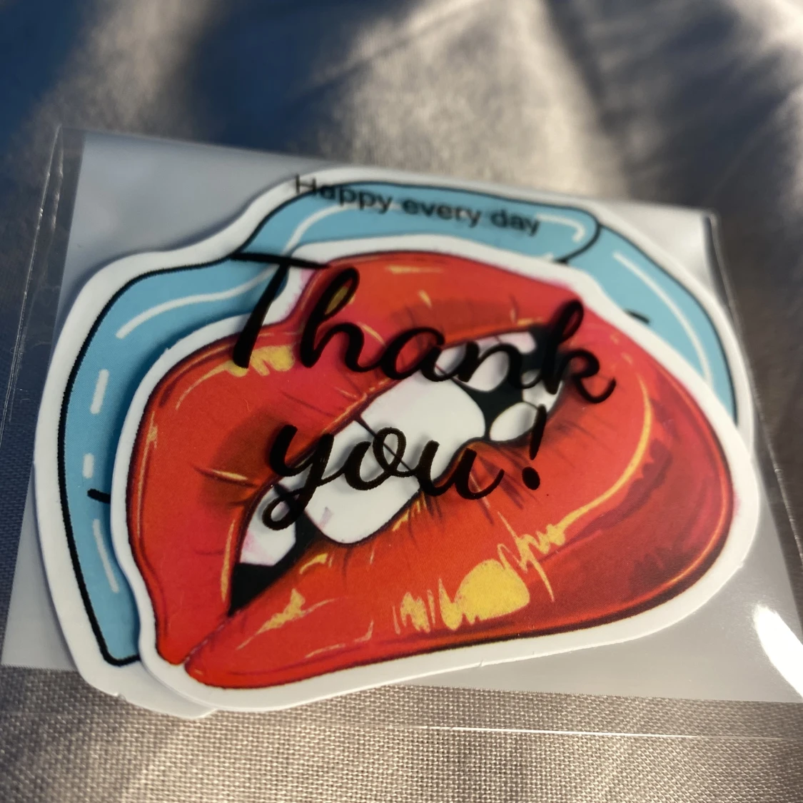 2 pack läppar röd och blå  - 91