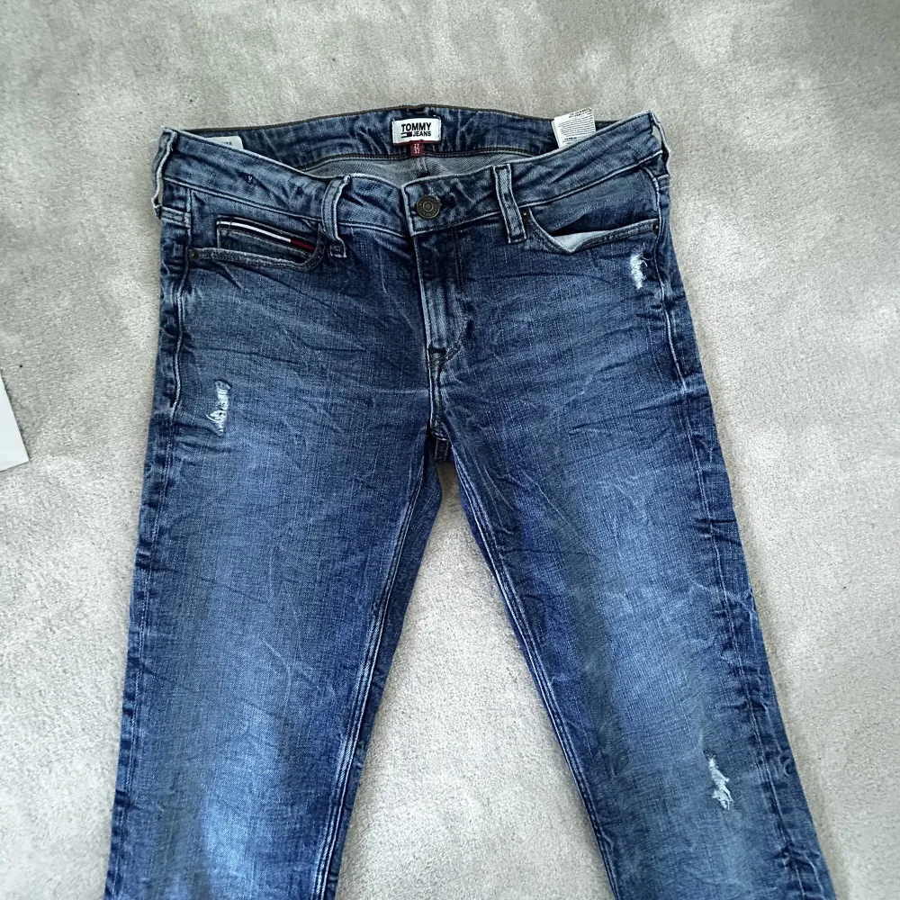 Super snygga hilfiger jeans. Bra skicka aldrig andvönda. Andvönd ej köp nu. +frakt . Jeans & Byxor.
