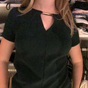 Grön tröja - Inget fel 