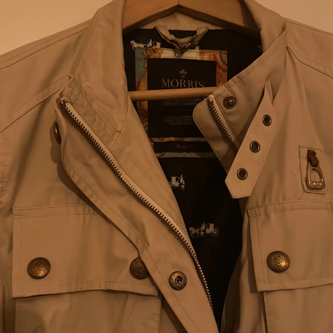 Morris jacka  - 90