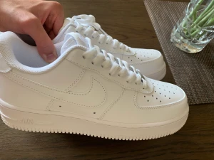 Air force 1 - Helt nya str 43