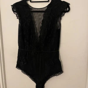 Body i spets - Bra skick