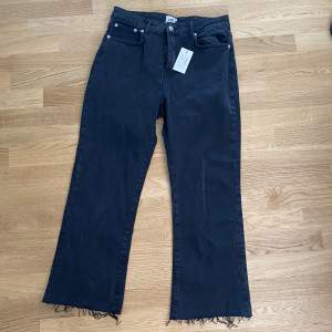 Aldrig använda, svarta jeans från lager 157, orginal pris 300