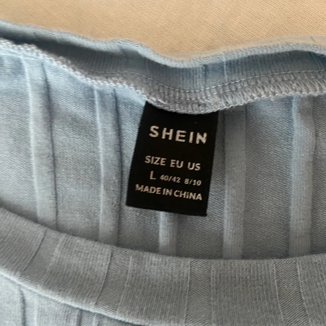 Babyblå tröja från shein  - 90