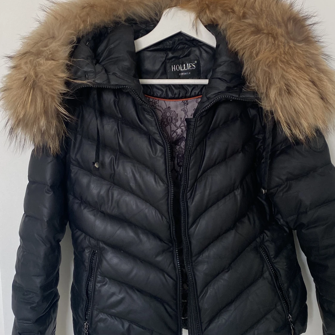 Hollie jacka