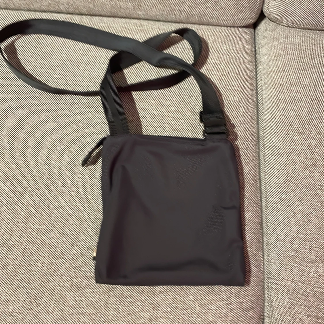 Hugo boss väska - 90