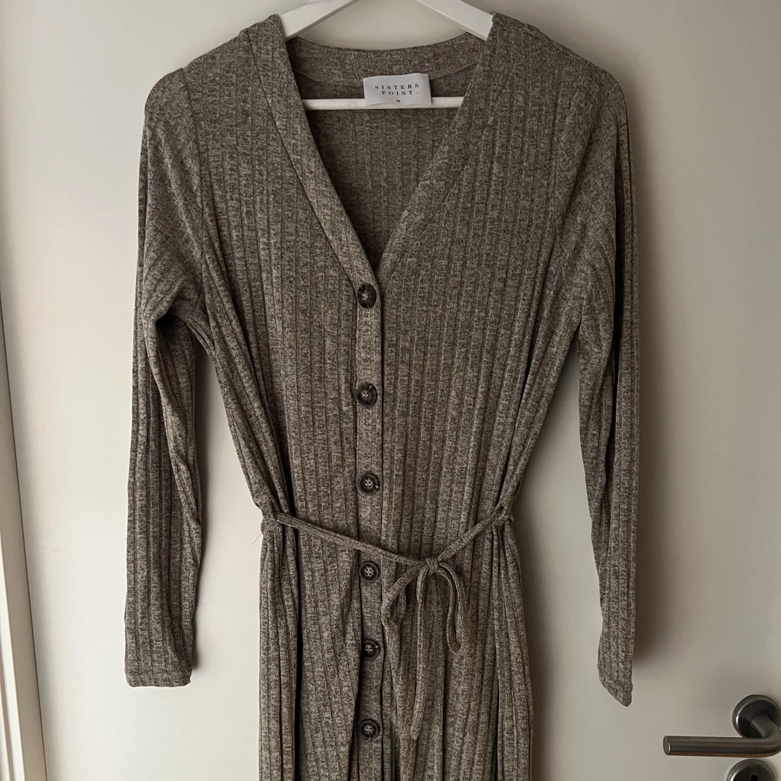 Långärmad klänning