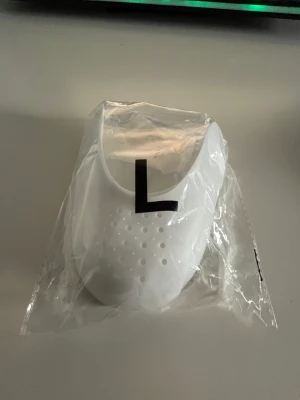 Crease skydd - Crease skydd som jag vann på South Soles. Jag skulle gissa på att dem passar folk runt storlek 40-45. Priset kan diskuteras vid snabb affär  