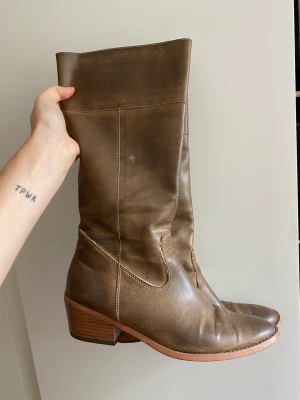 Boots - Köpta secondhand 