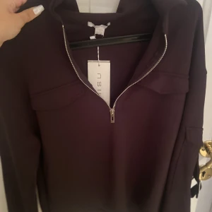 cargo tröja  - aldrig använd lappen är kvar 