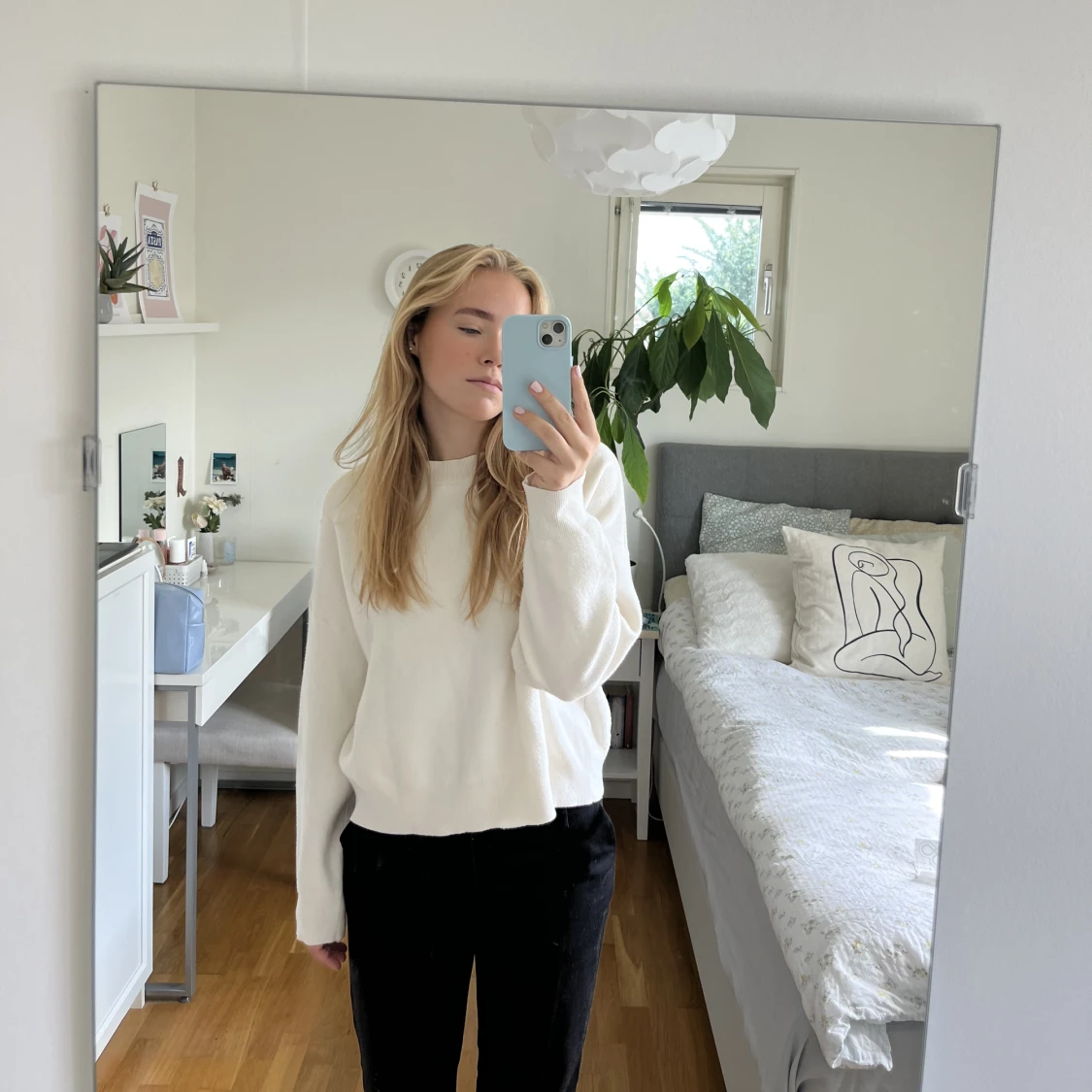 Vit stickad tröja  - 90