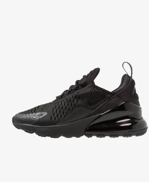 Nike air max 270 - Säljer mina Nike air max 270, då de inte kommer till användning original pris 1500kr säljs för 700. 
