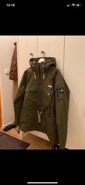 Dope vinterjacka  - Jätte fin vinterjacka Alldeles som ny. 