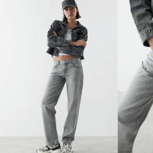 Low rise jeans - Low rise jeans med raka ben från Ginatricot ! Köptes i julas knappt andvända!! Nypris på 500 kr!