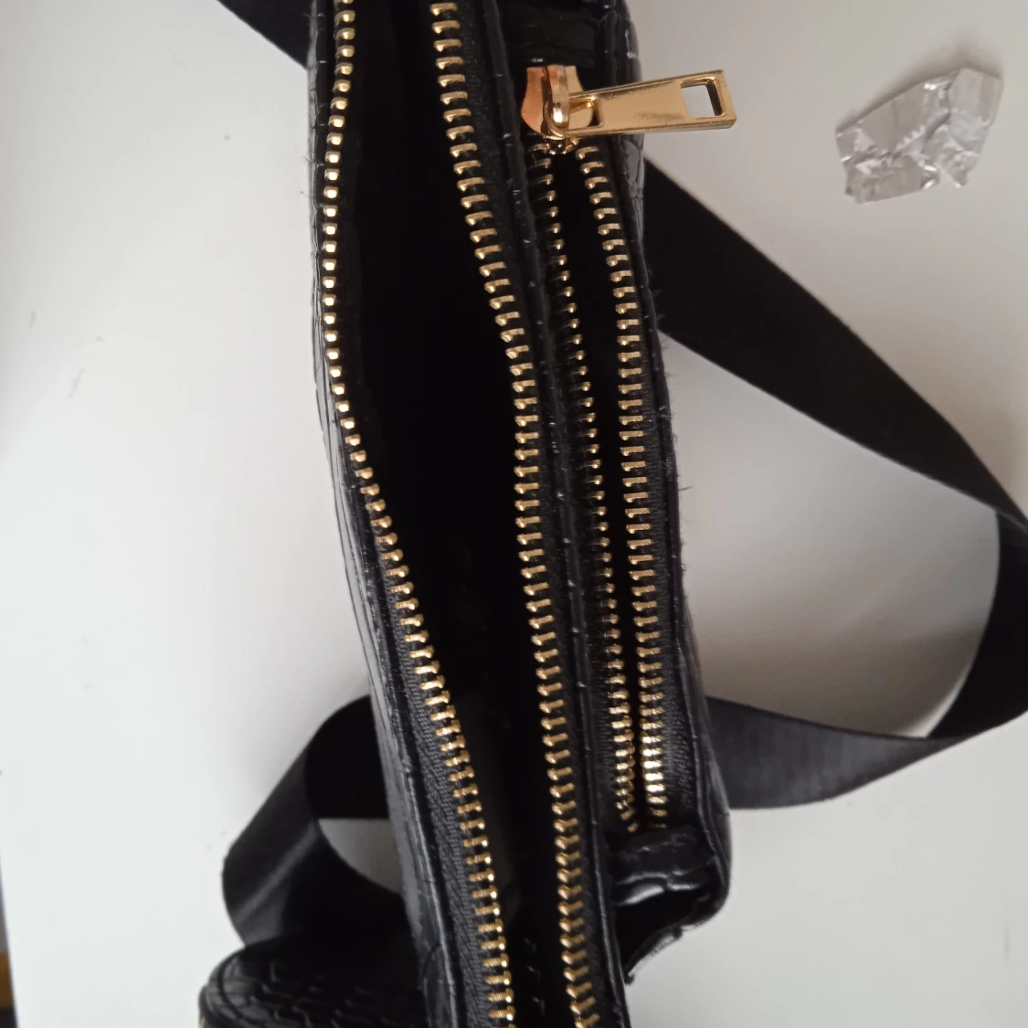 Svart väska  - 91
