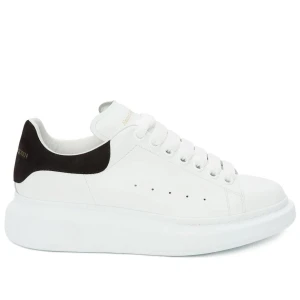 Sneakers - Vita NLY sneakers, väldigt lika de populära Alexander Mcqueen skorna, det enda som skiljer de riktiga är texten på hälarna, strl 38, nyskick 🫶🏽