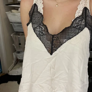 Zadig linne - Säljer detta as snygga linne från Zadig. Ändast använd ett fåtal gånger!