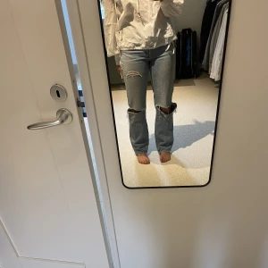 Jeans - Assnygga slutsålda jeans från zara🫶🏾