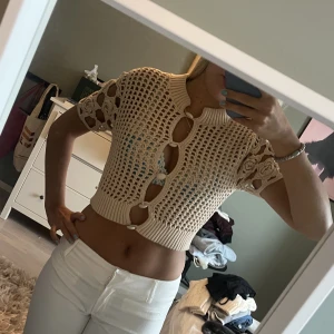 Jätte snygg topp/kofta - Jätte snygg topp/kofta från zara!!💞