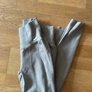 Leggins - Från Aimn knappt använda
