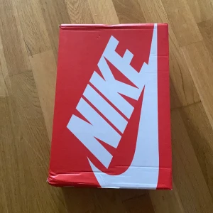 Nike Dunk low Panda - Top kvalite, helt ny!