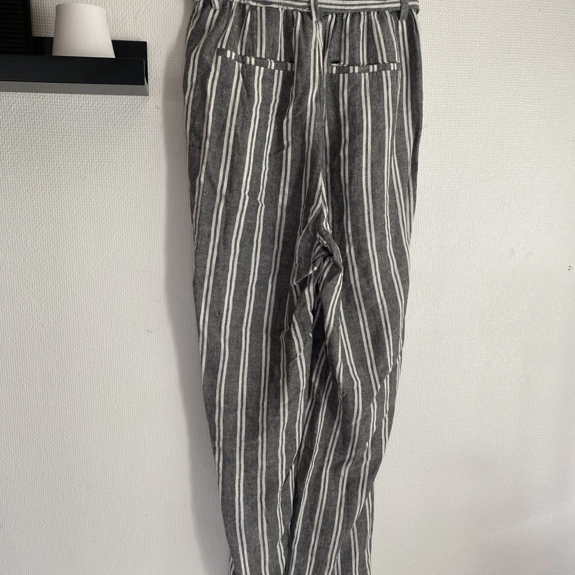 Högmidjade linnebyxor  - 90