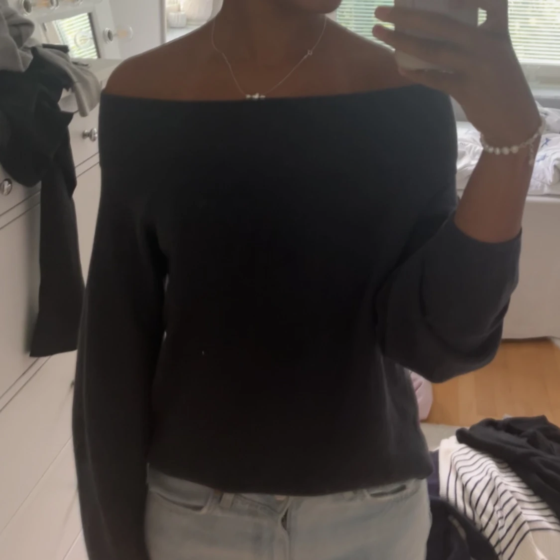 Off shoulder tröja