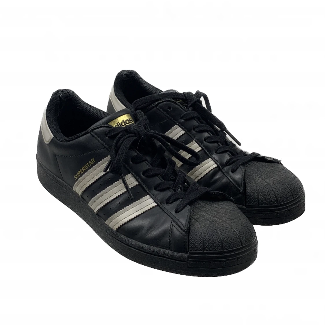 Adidas skor