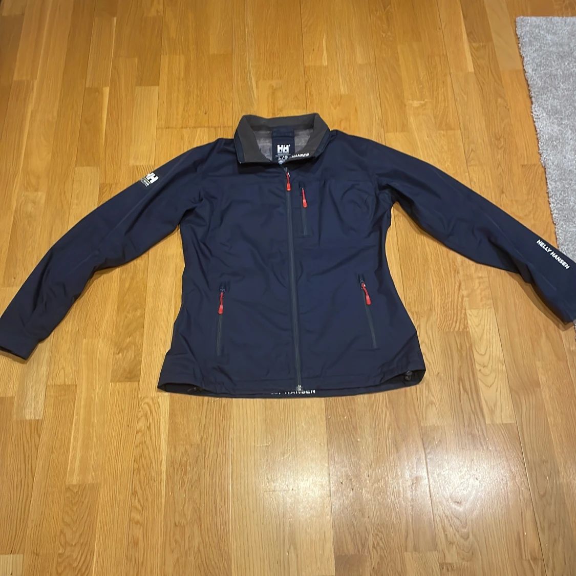 Helly Hansen  - 90