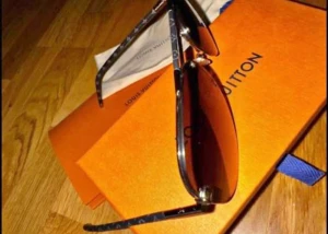 sol glasögon lv - Helt nya LV Clockwise Canvas Sunglasses Ny pris 540€ Kvitto finns 