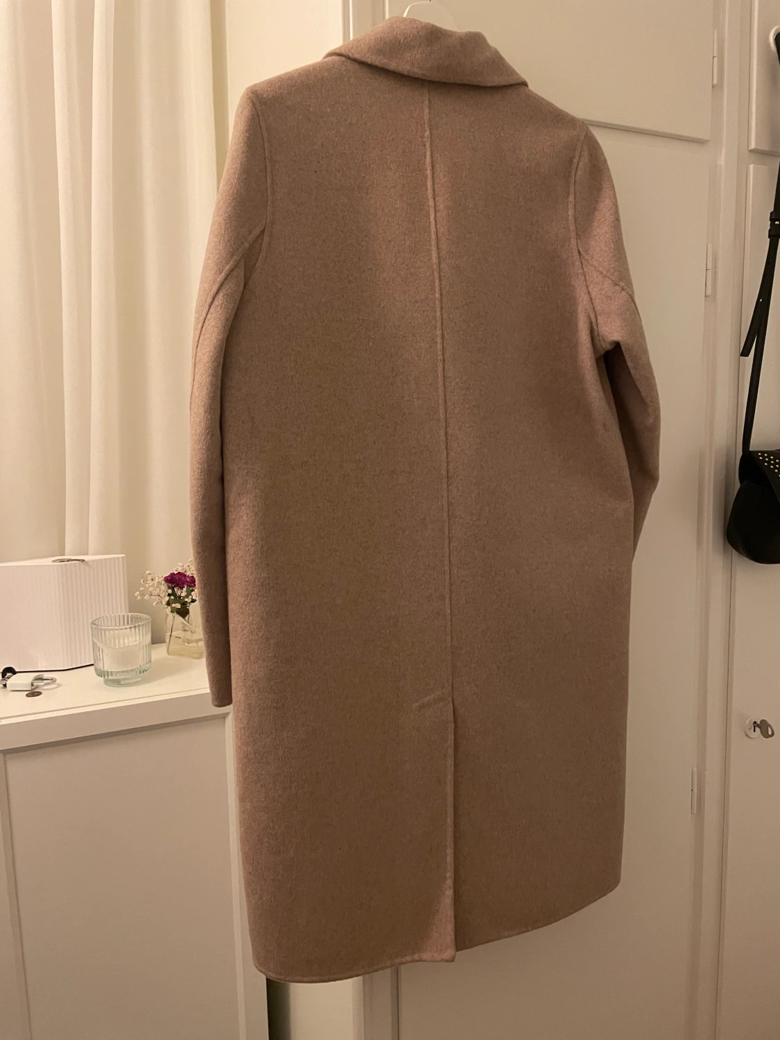 Oanvänd! Beige kappa från Zara - 90