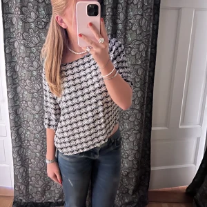 Blus - Jättesöt blus som inte kommer till användning. Inga defekter😇
