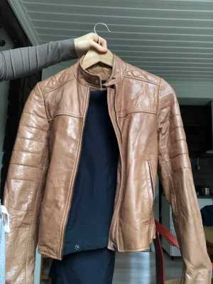 Biker/racer jacka - Second hand