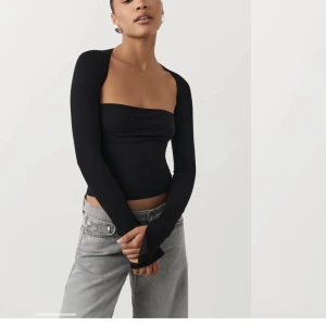 gina tröja  - söker !!