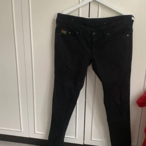 Lågmidjade jeans  - Skitsnygga Lågmidjade jeans 